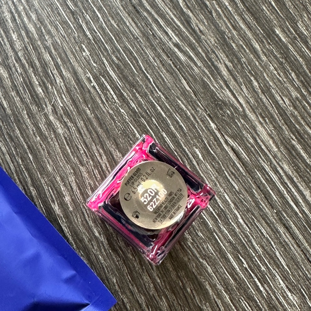 Nib PUFFER GLOSS 520R Moonlight Crush - Picture 5 of 6